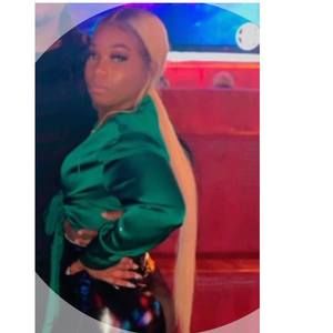 Meet your Posher, Lovely